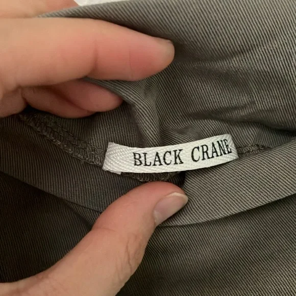 BLACK CRANE • folded neck dress - Picture 11 of 16